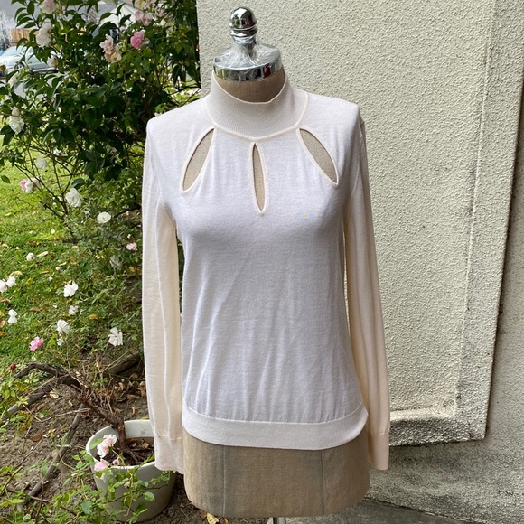 Mugler Paris Extra Fine Wool cream cutout detail stunning luxury sweater - Picture 2 of 12